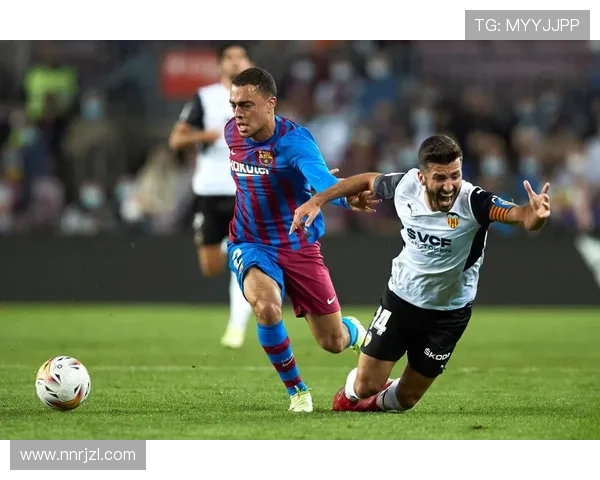 巴塞罗那与巴伦西亚激战正酣在线直播全程回顾与精彩瞬间分析